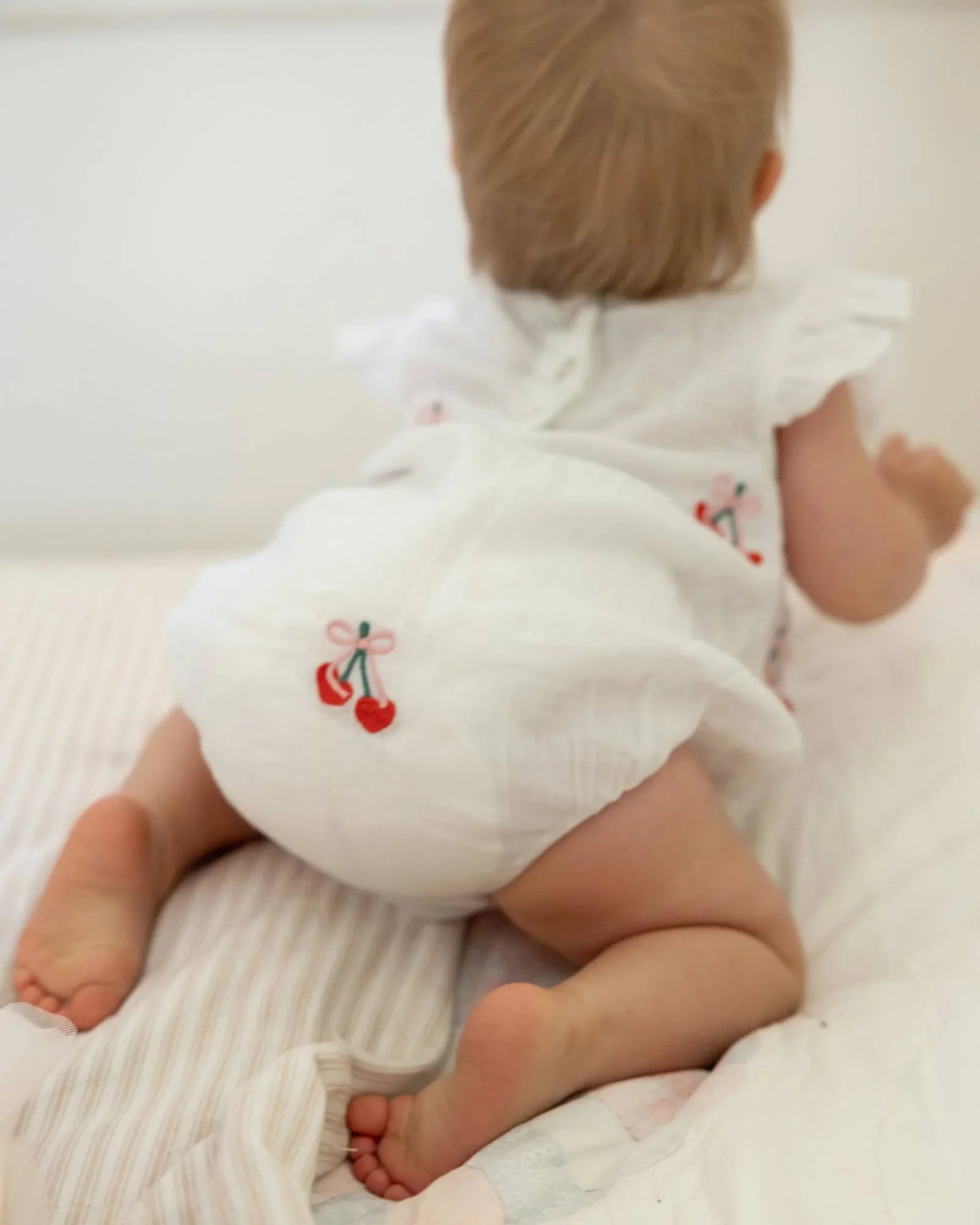 Pretty Romper - White - ALEX & ANT